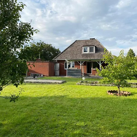 Ferienhaus Sieglinde Mit Deichblick Emden Exterior photo